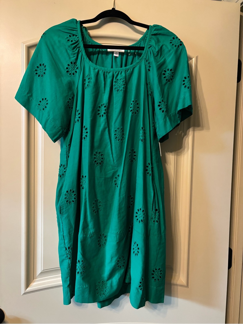 Green Eyelet Short Sleeve Mini Dress